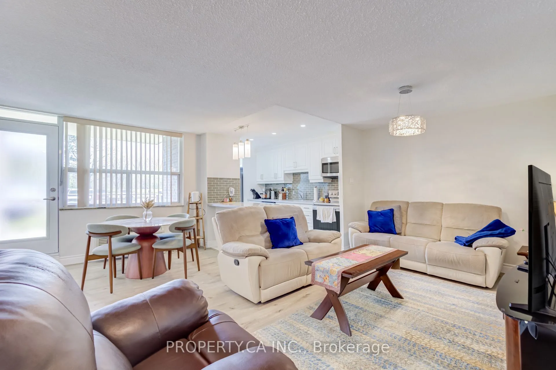 Property For Lease | W13733744