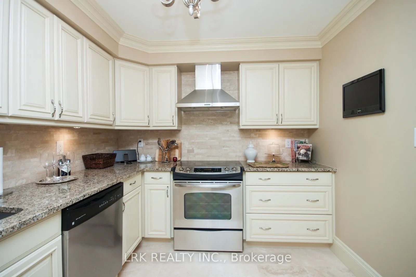 Property For Lease | W13733842