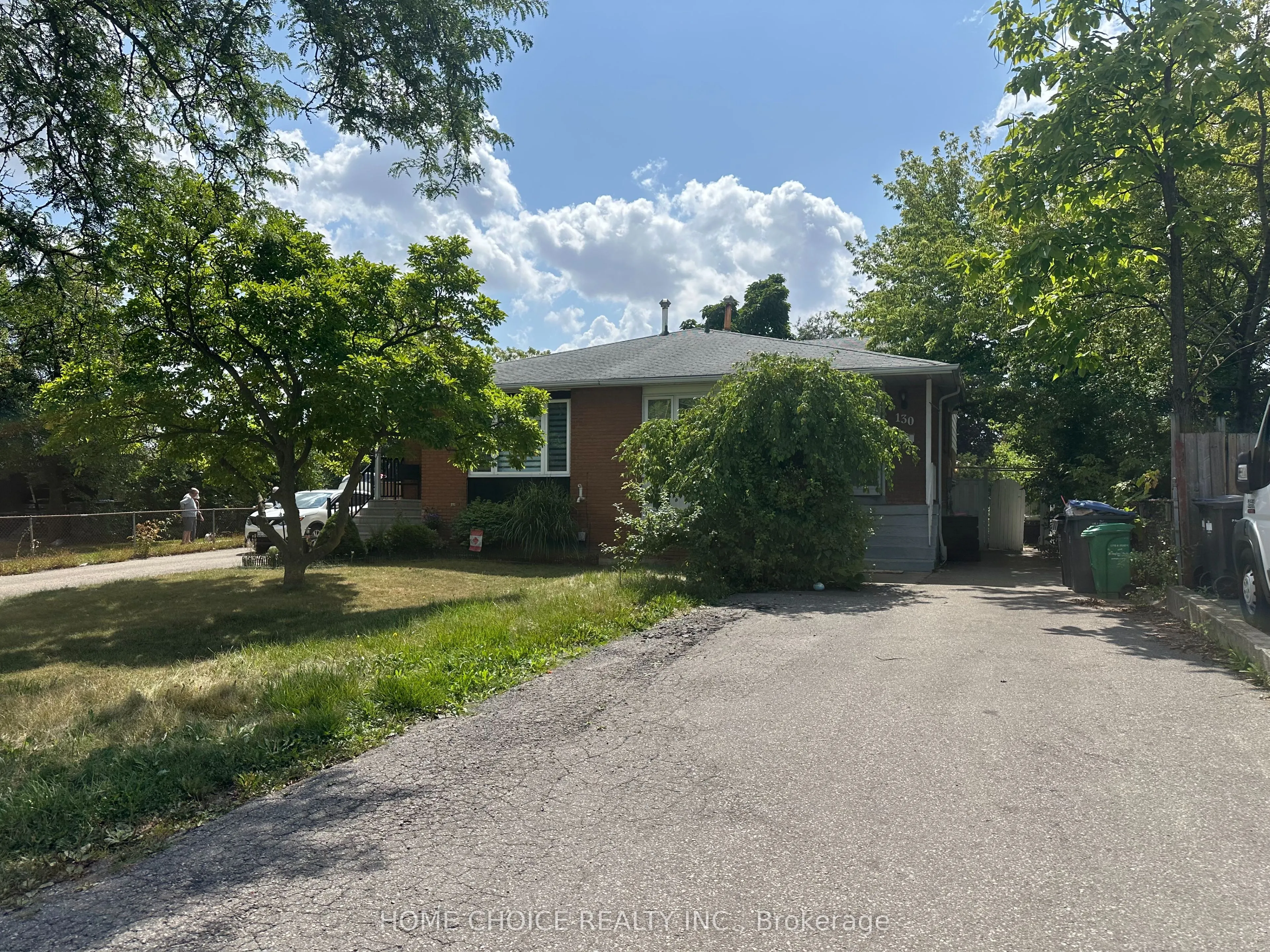 Semi-Detached Home For Lease | W13733852