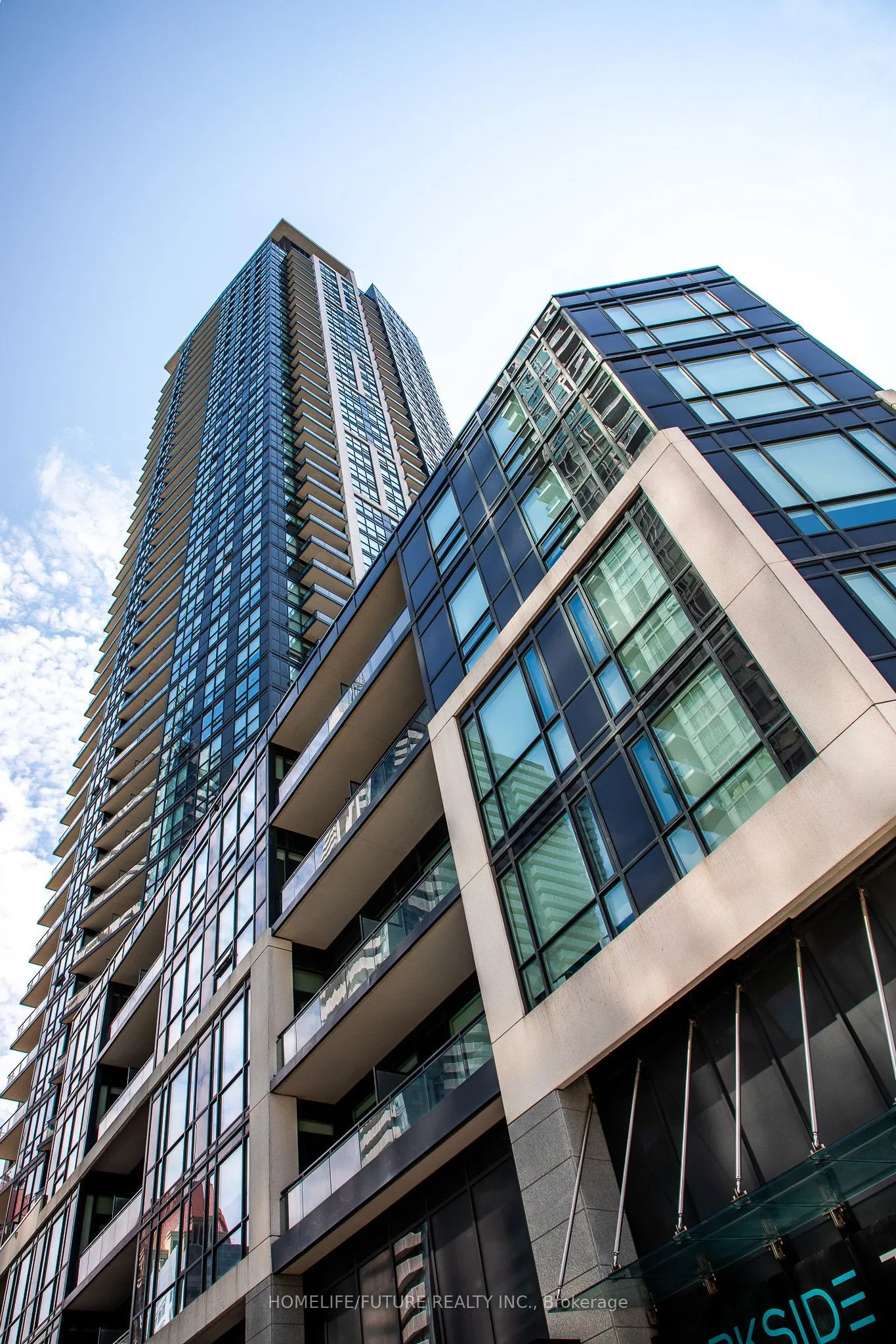 Property For Lease | W13733854