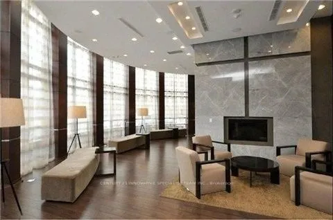 Property For Lease | W13733964