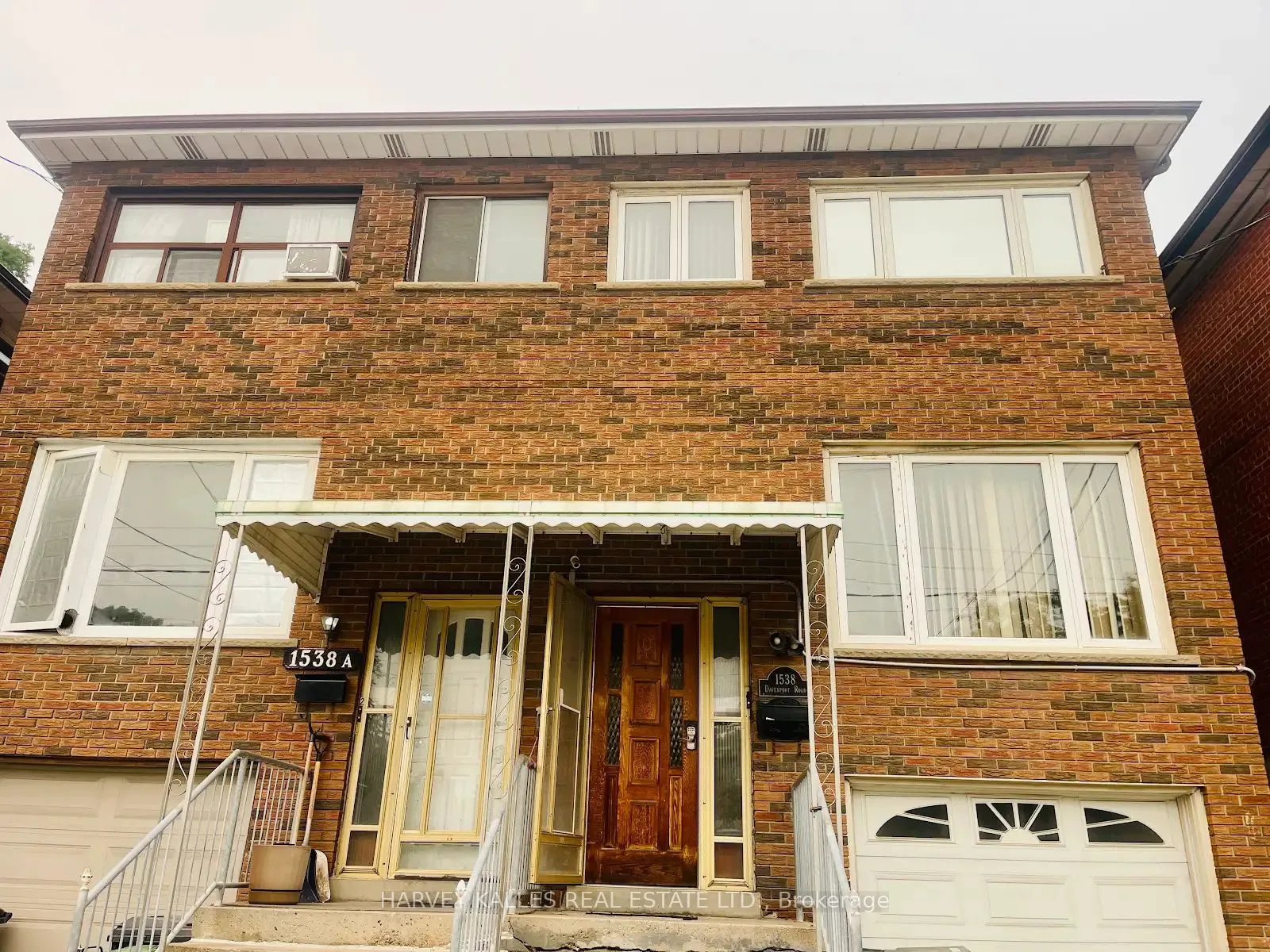 Semi-Detached Home For Lease | W13734158