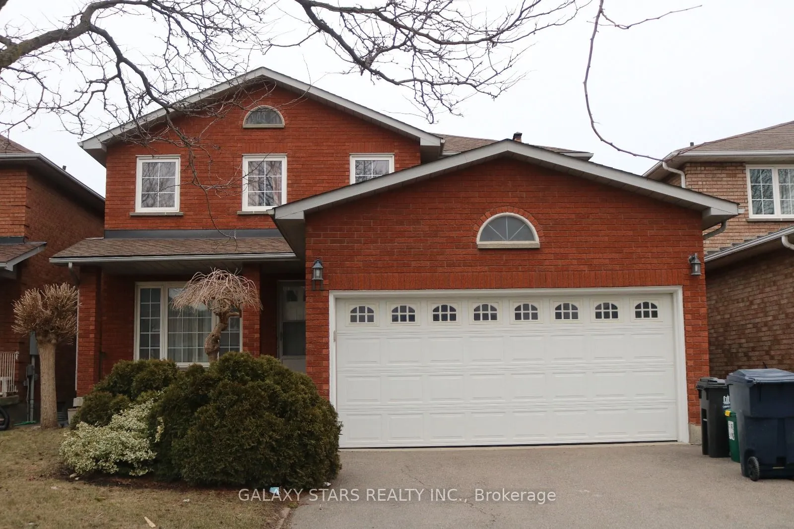 Detached Home For Lease | W13734236