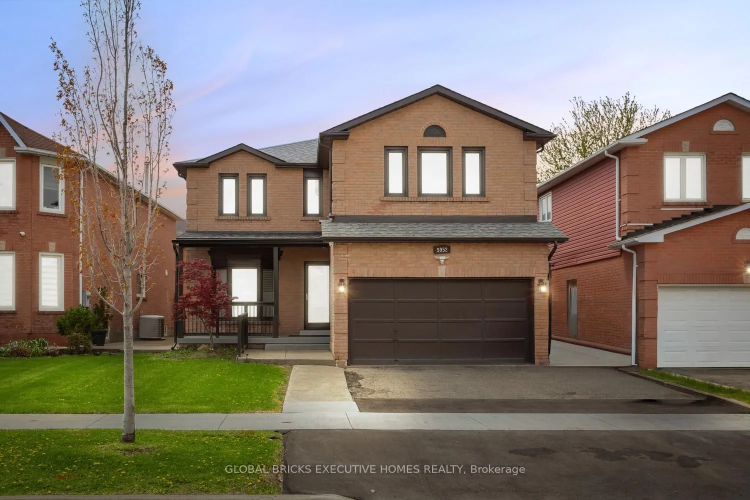 Detached Home For Sale | W13734576