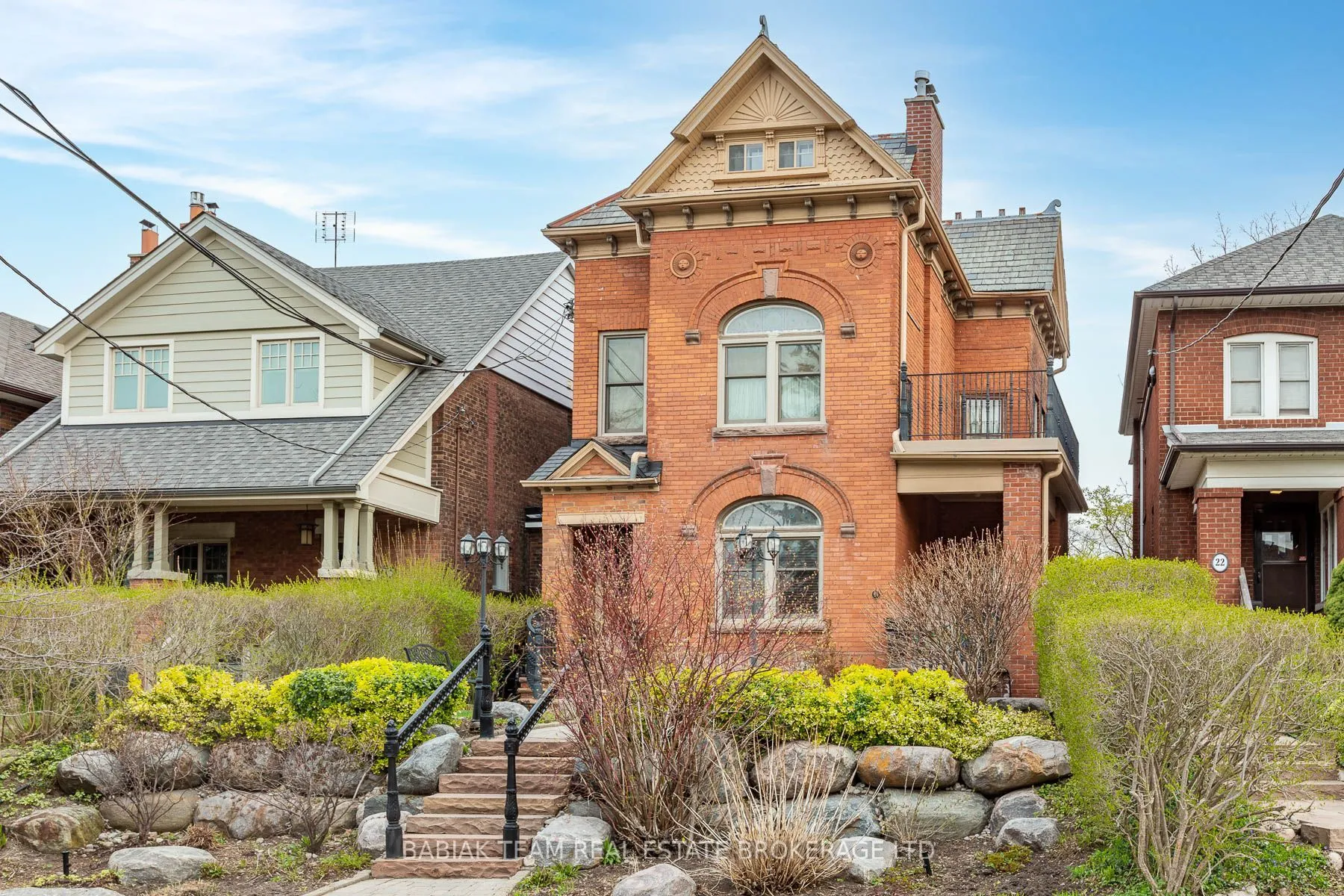 Triplex For Lease | W13734600