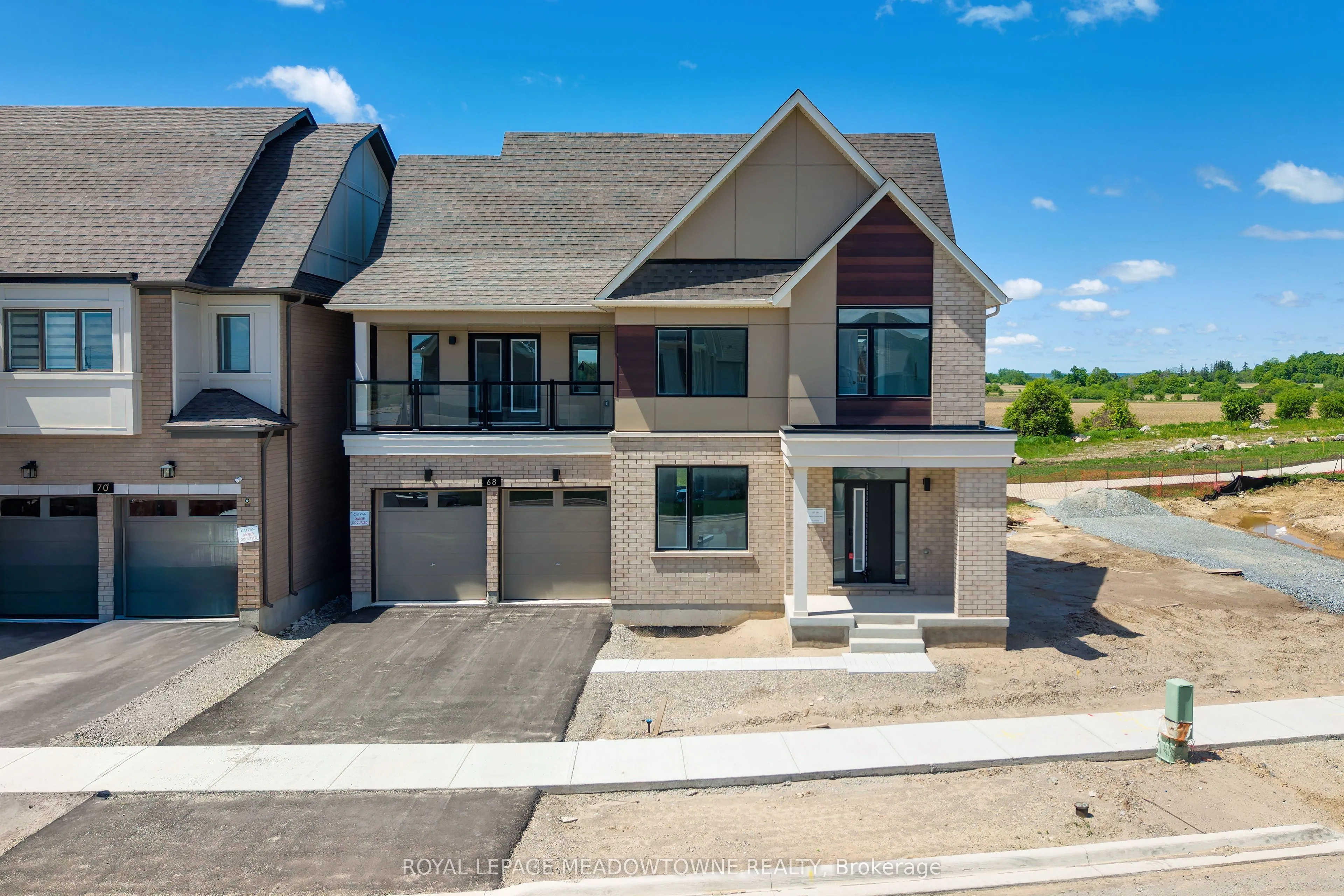 Detached Home For Sale | W13735016