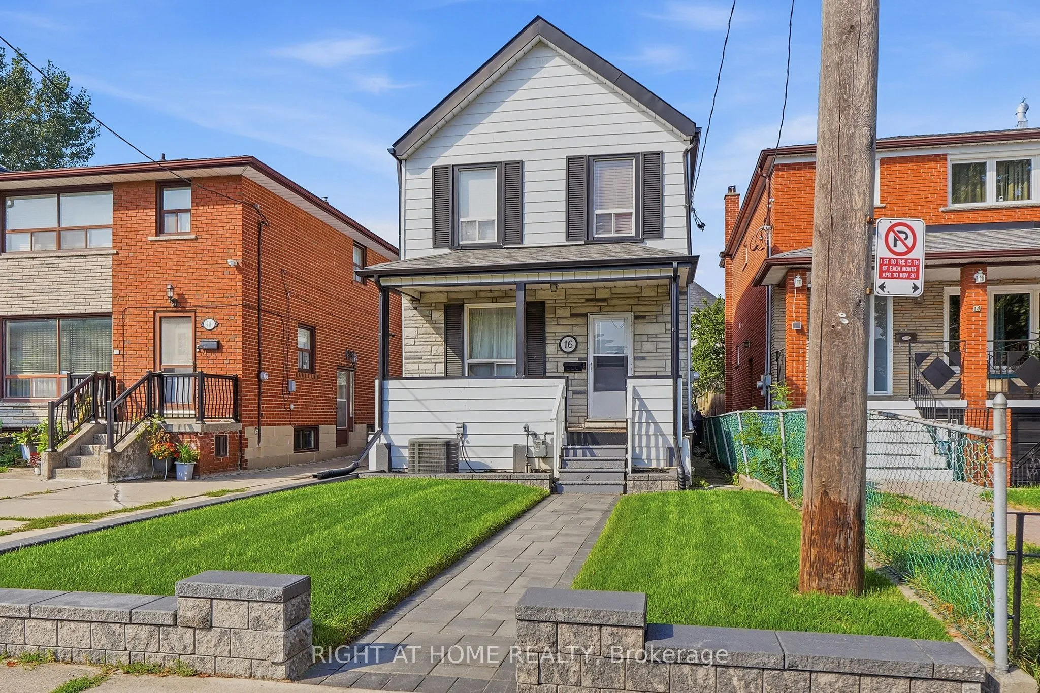 Detached Home For Sale | W13735326