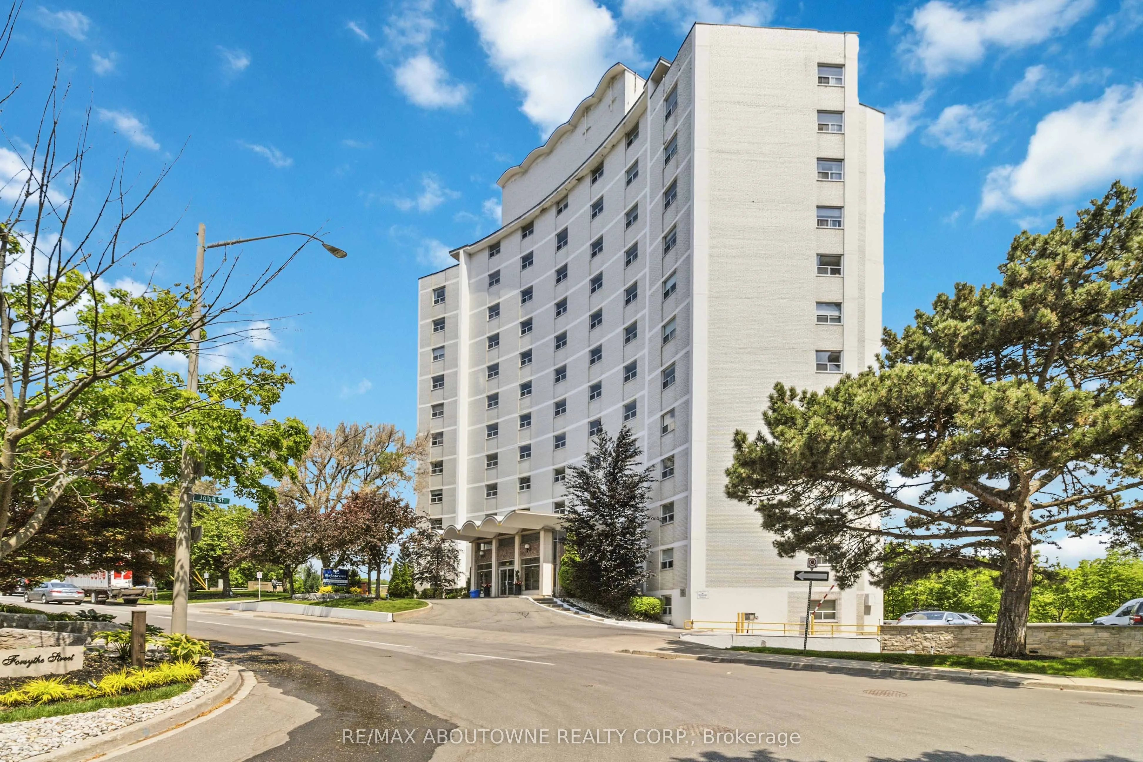 Link Property For Lease | W13735896