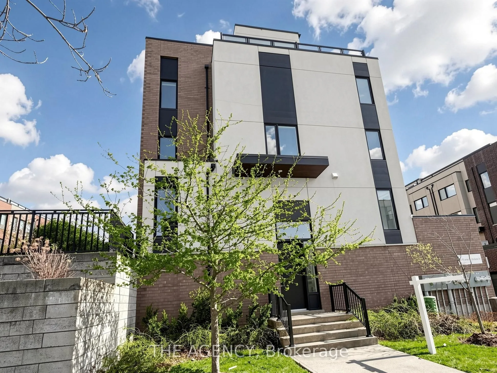Property For Sale | W13735964