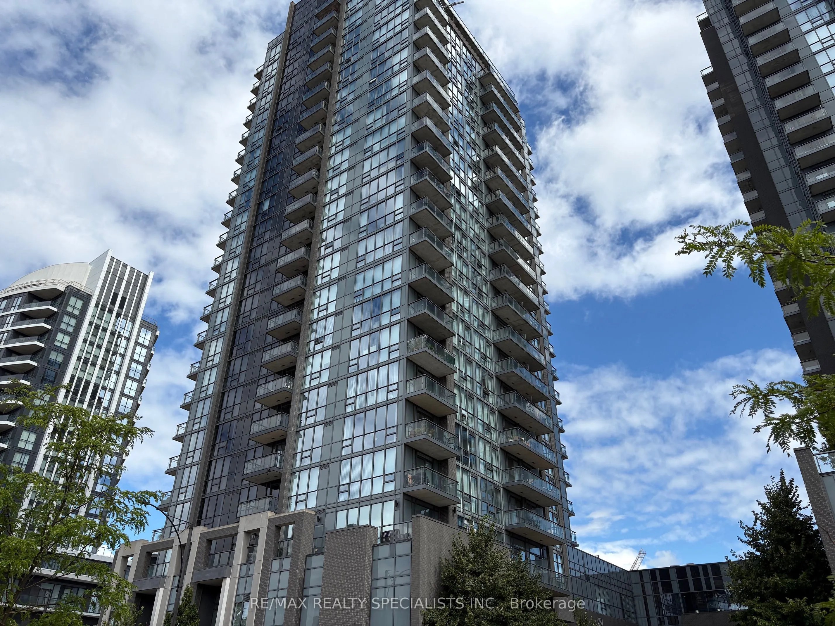Property For Lease | W13736026