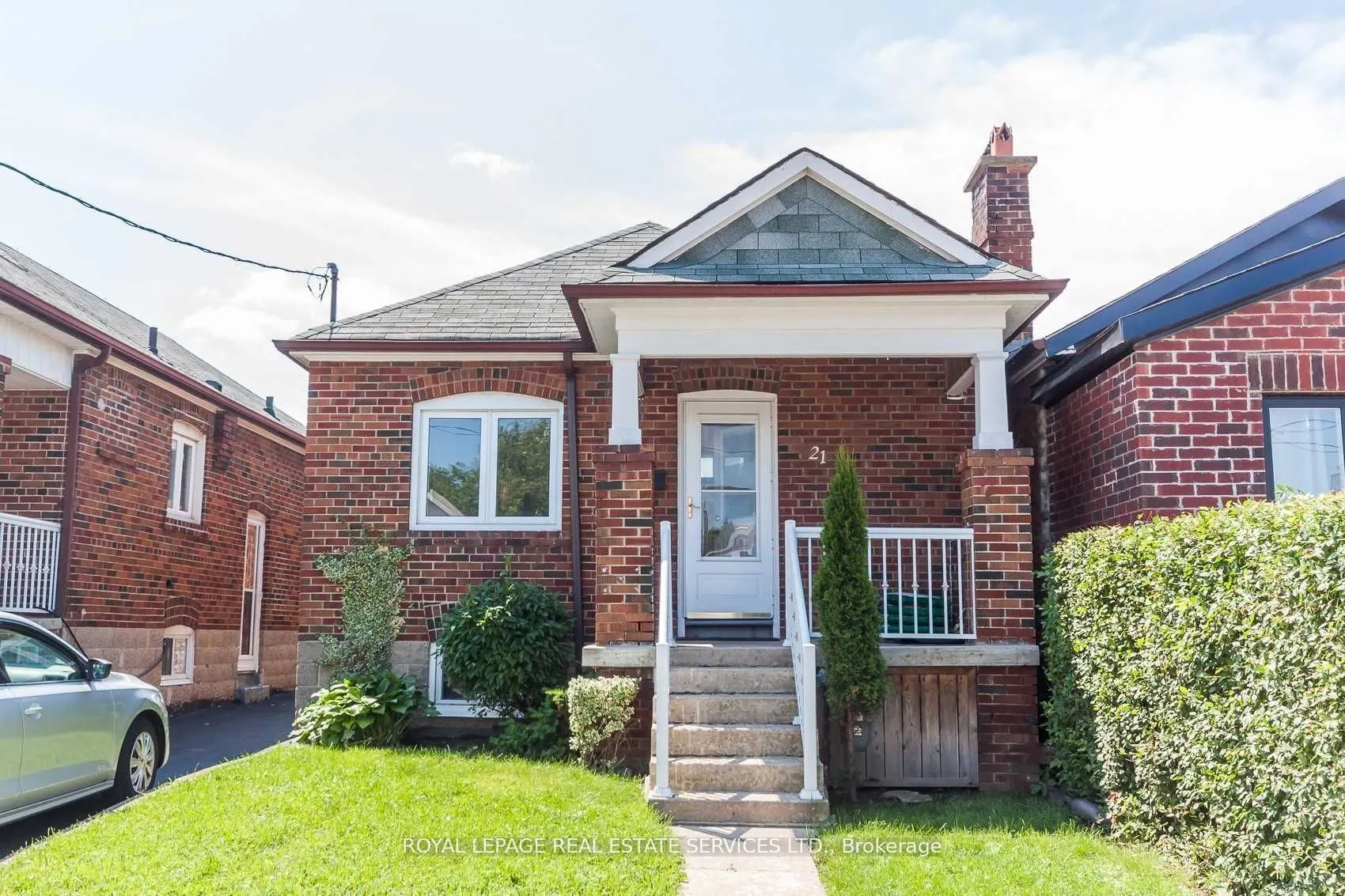 Detached Home For Lease | W13736160