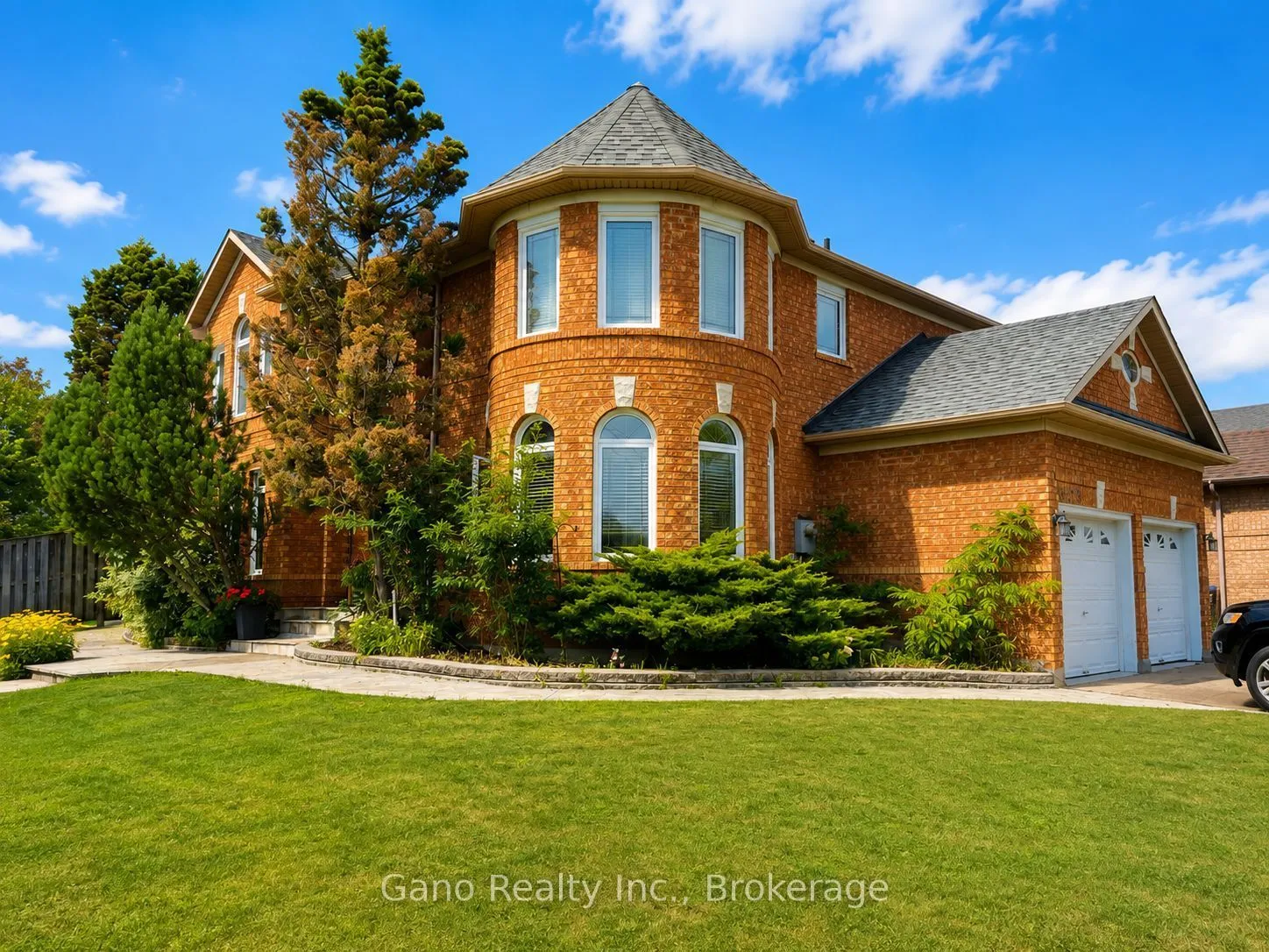 Detached Home For Sale | W13736170