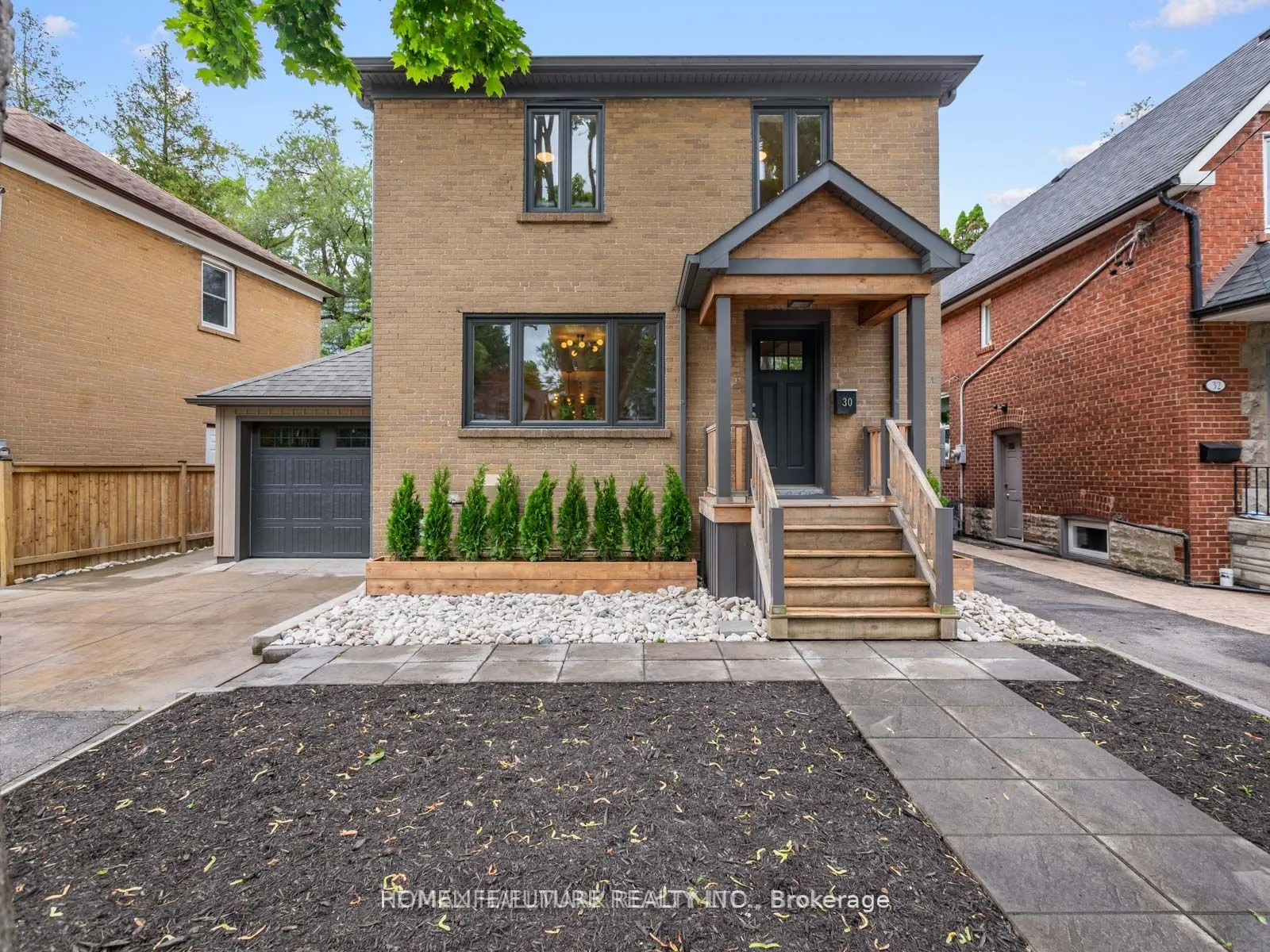 Detached Home For Lease | W13736406
