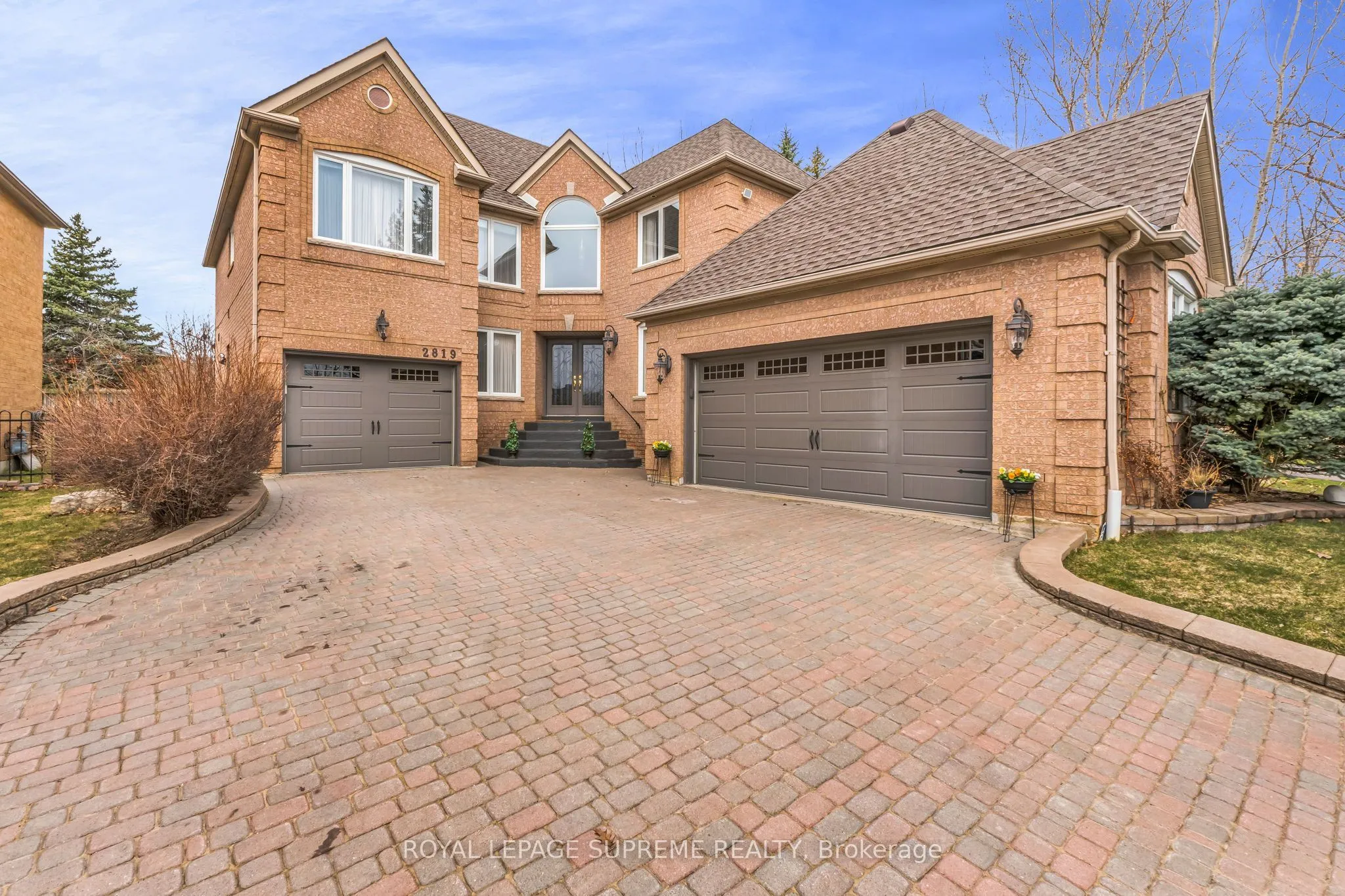 Detached Home For Sale | W13736966