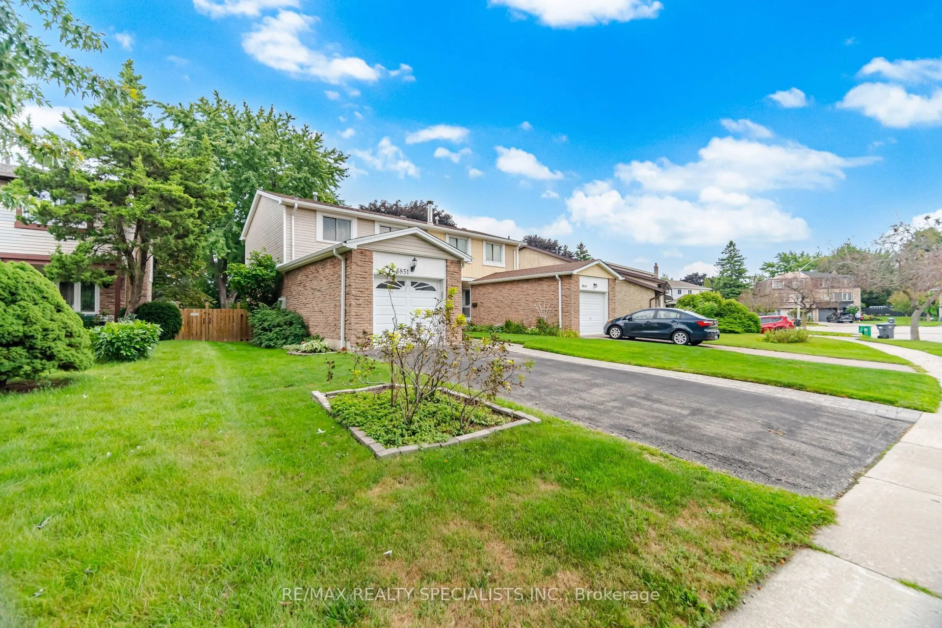 Semi-Detached Home For Sale | W13737732