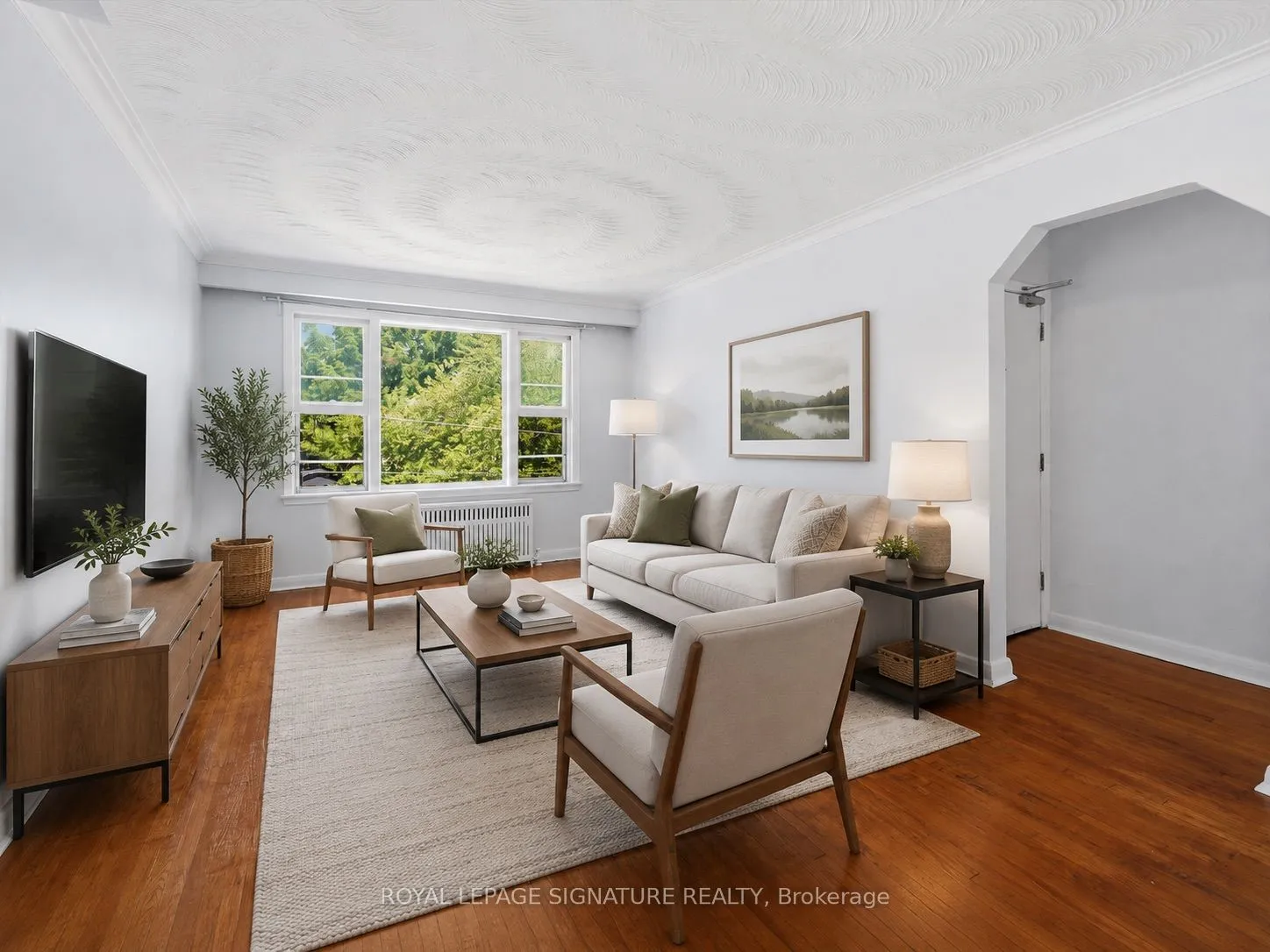 Multiplex For Lease | W13738086