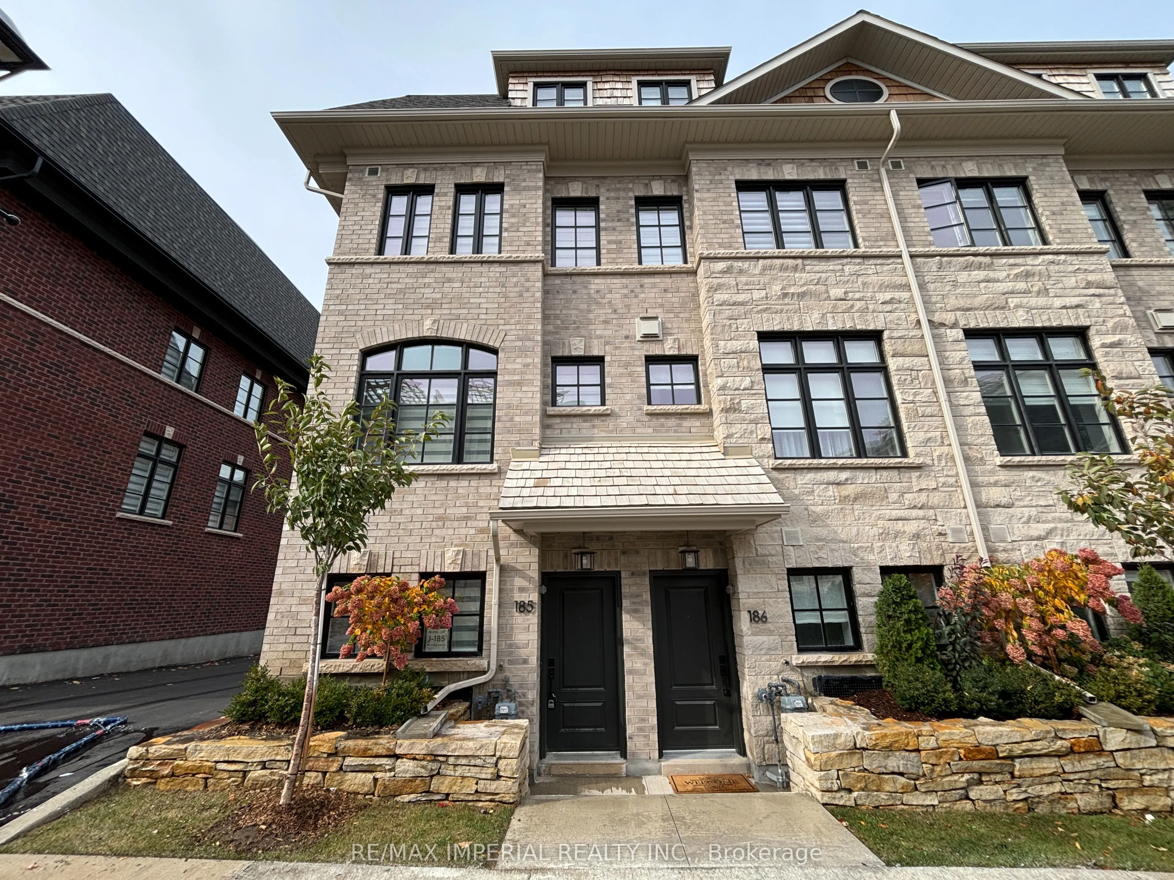 Property For Sale | W13738484