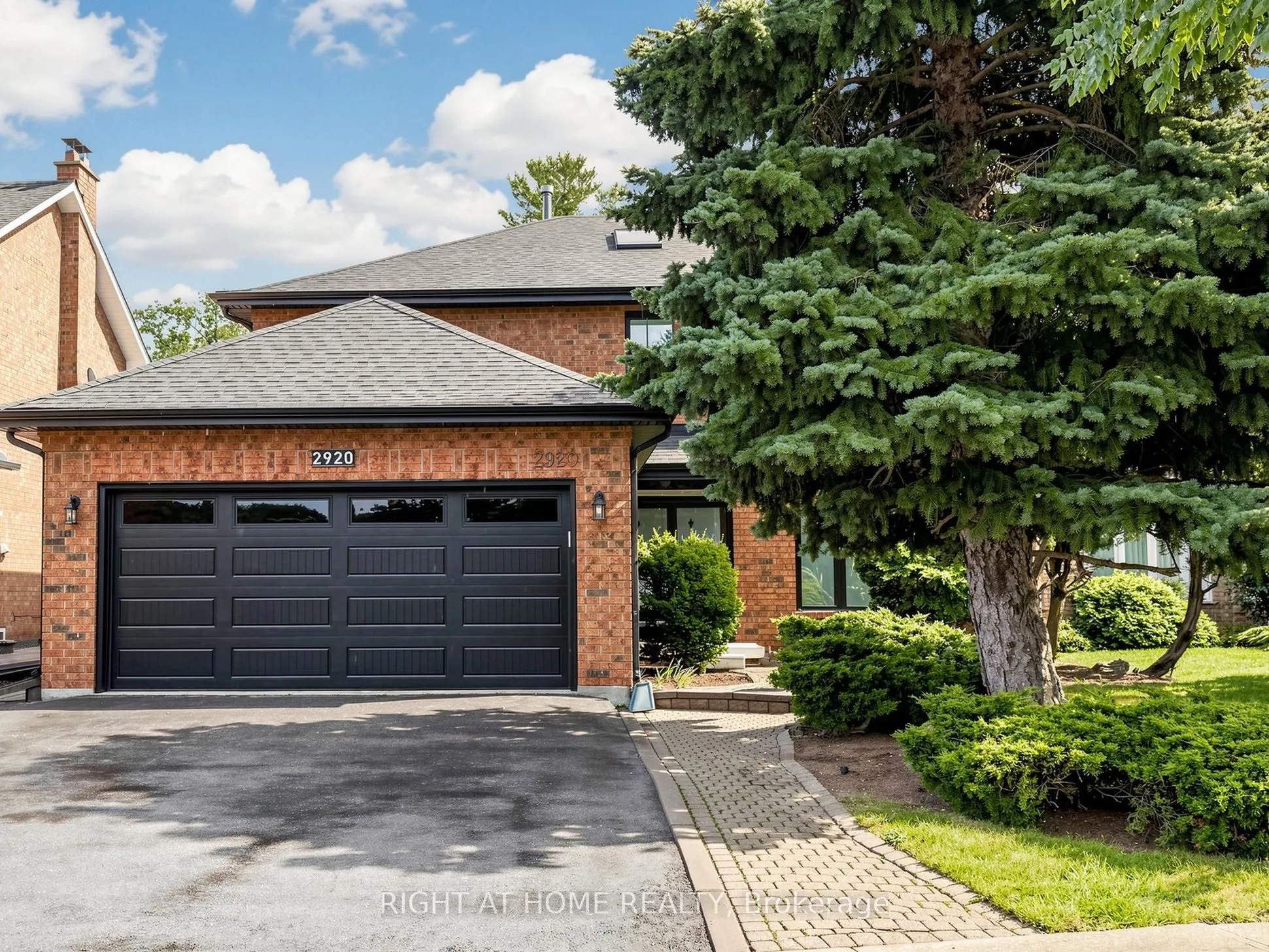 Detached Home For Sale | W13738934