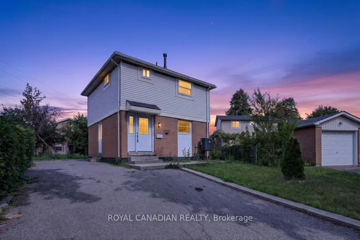 6 Damascus Drive, Toronto W10, ON M9V 4G1