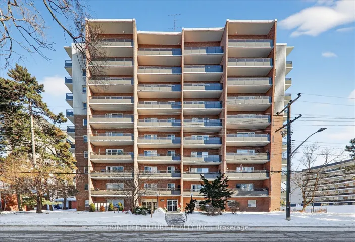 15 Elizabeth N Street, Mississauga, ON L5G 2Z3