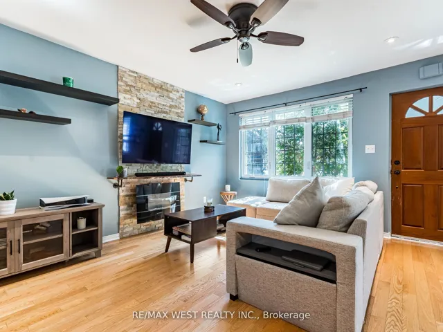 76 Laburnham Avenue, Toronto W06, ON M8W 1S8