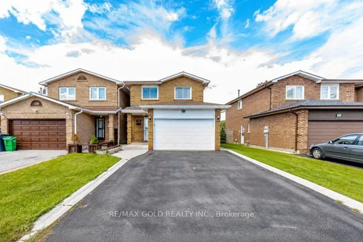 240 Simmons Boulevard, Brampton, ON L6V 3Y1