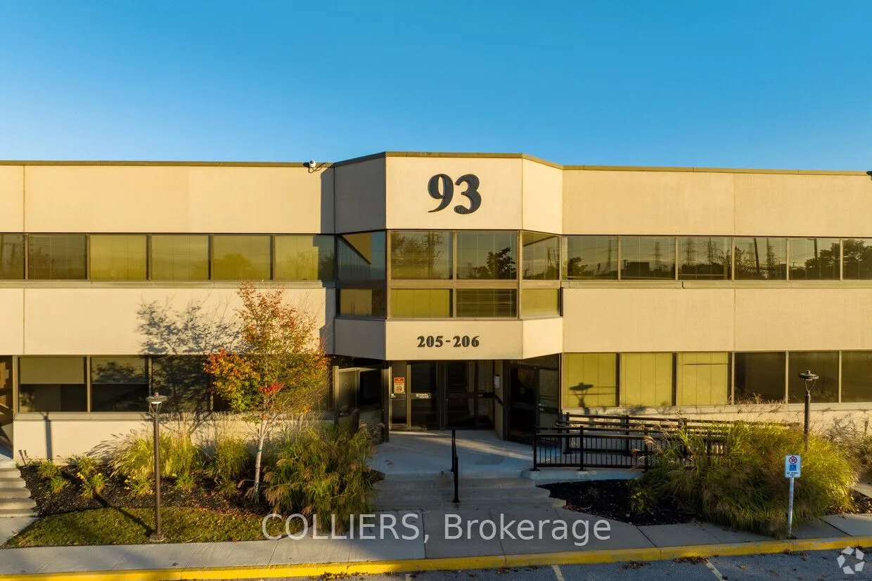 Office For Lease | W9013386