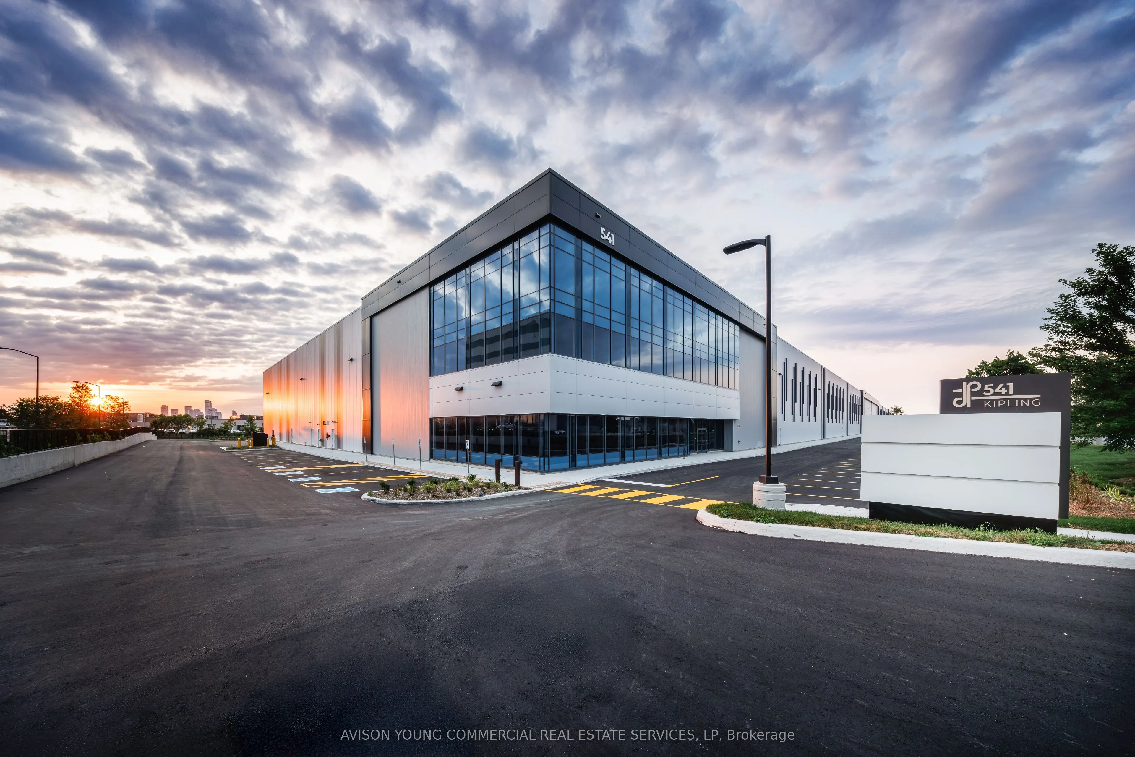 Industrial Property For Lease | W9017087