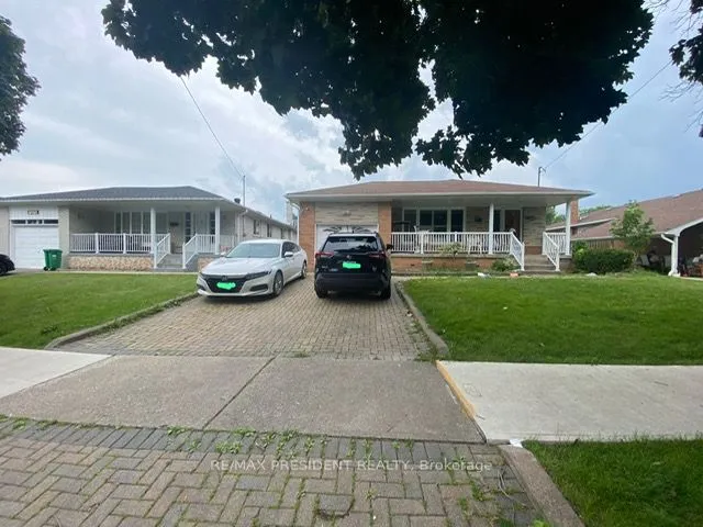 Detached Home For Lease | W9038936