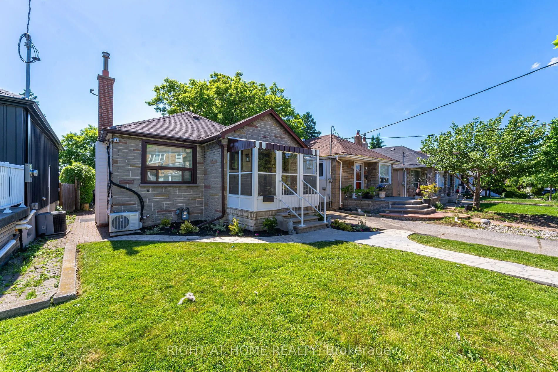 Single Family Residence