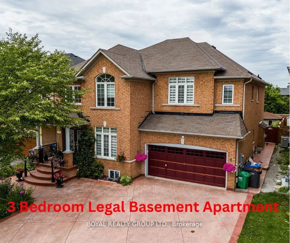 Detached Home For Sale | W9238665