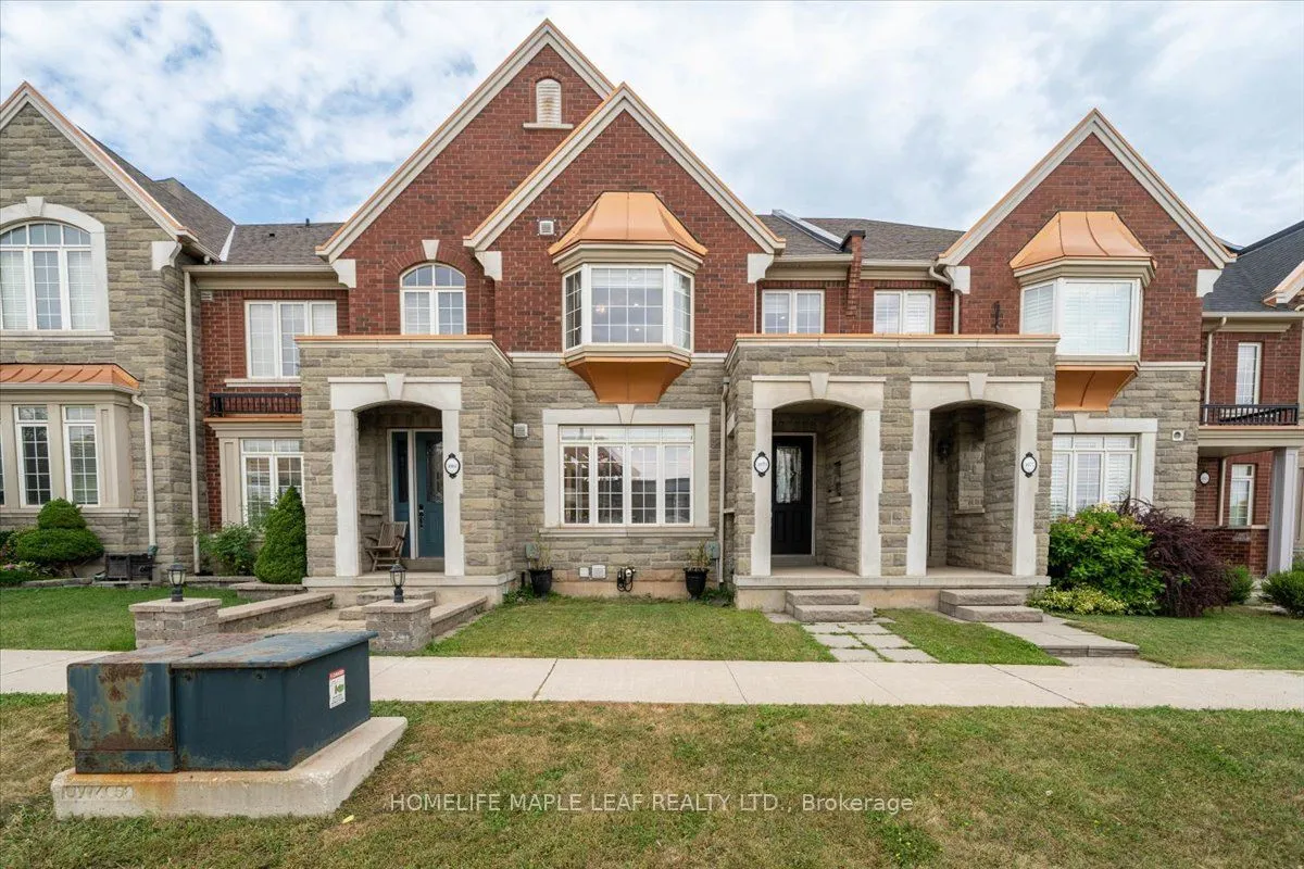 Condo Townhouse For Sale | W9239872