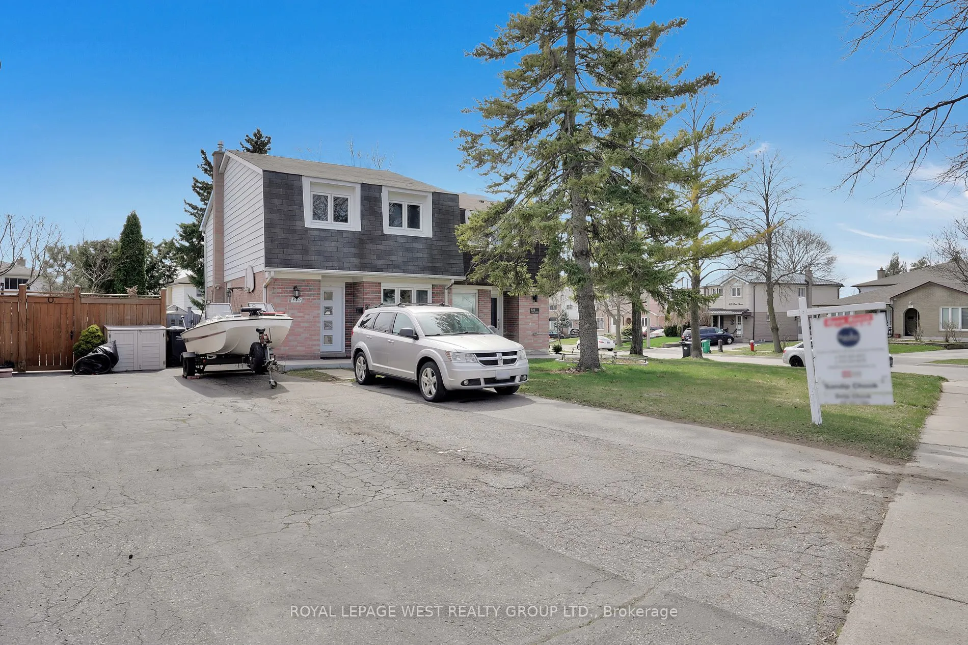 Semi-Detached Home For Sale | W9240759