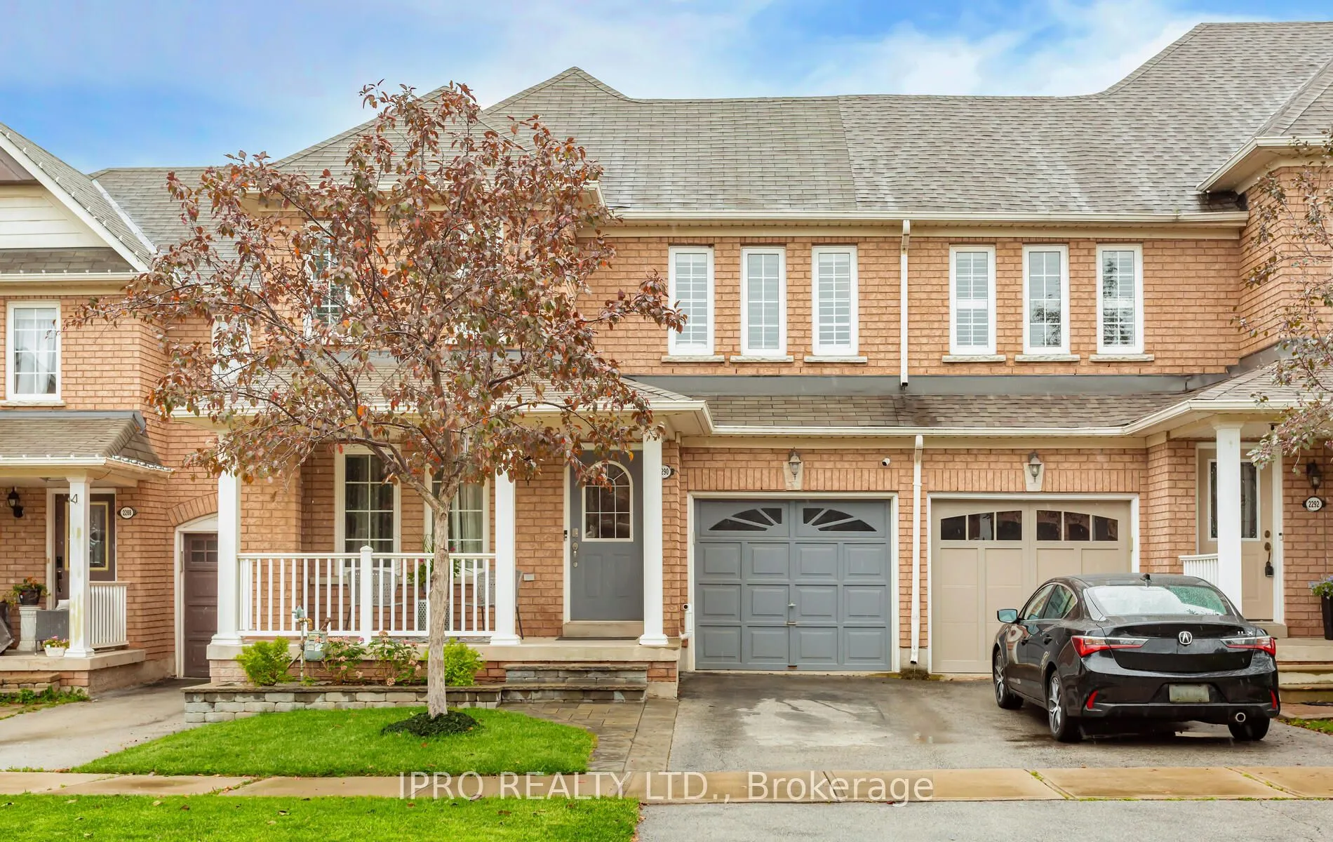 Condo Townhouse For Sale | W9246505