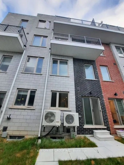 Condo Townhouse For Lease | W9249518