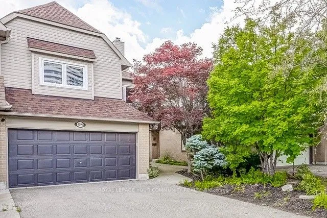Condo Townhouse For Sale | W9253052