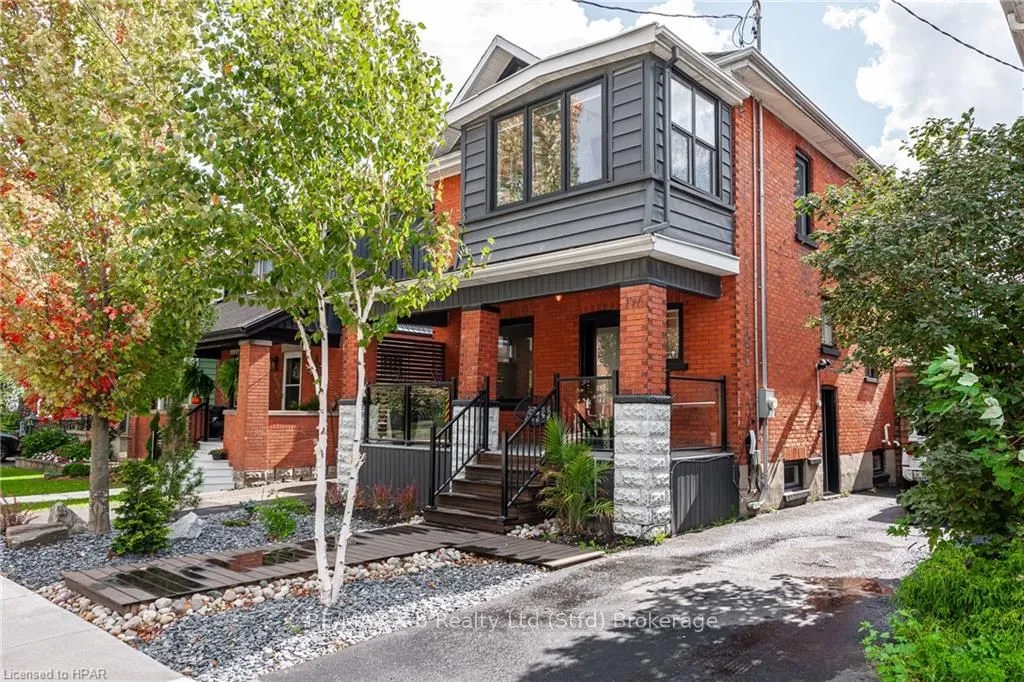 Detached Home For Sale | X10780656