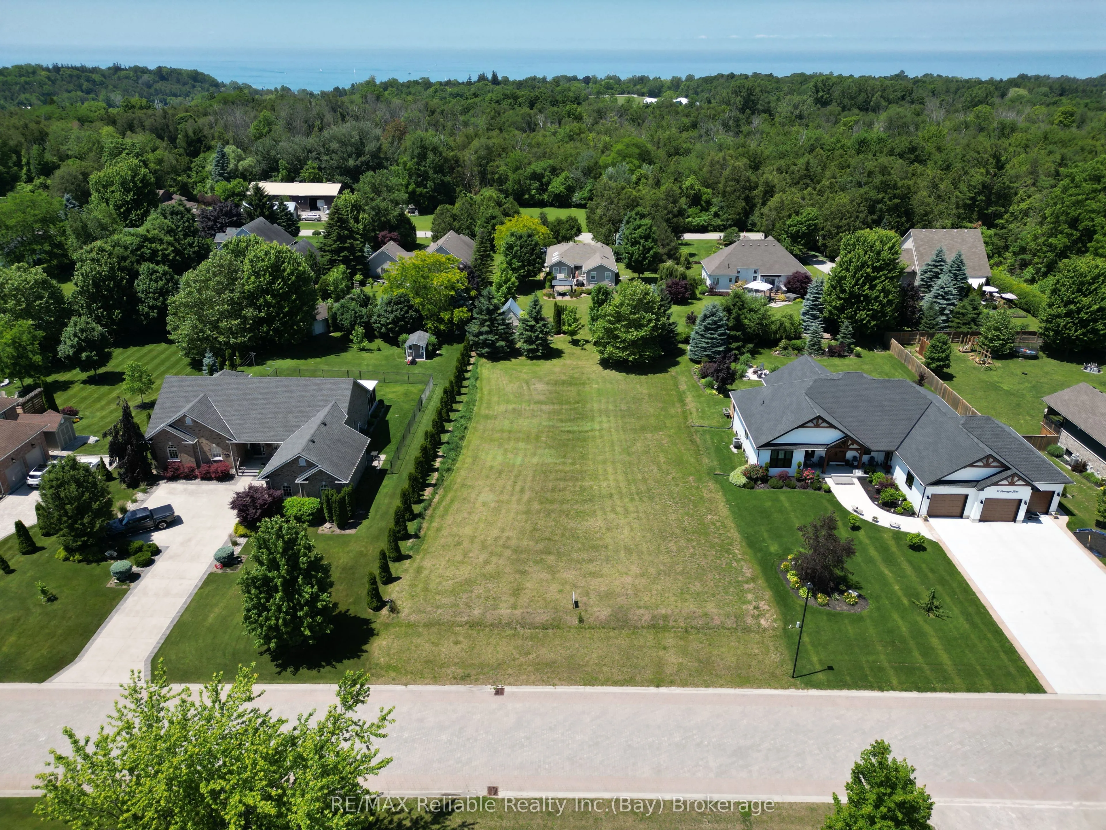 Vacant Land For Sale | X10780742