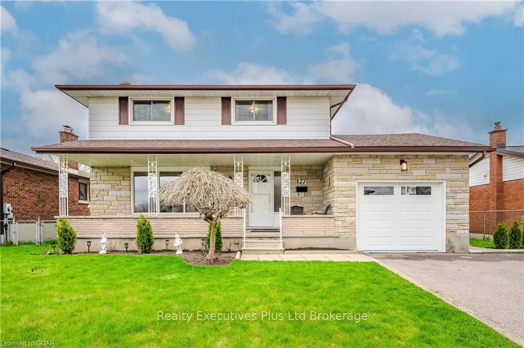 Detached Home For Sale | X10876264