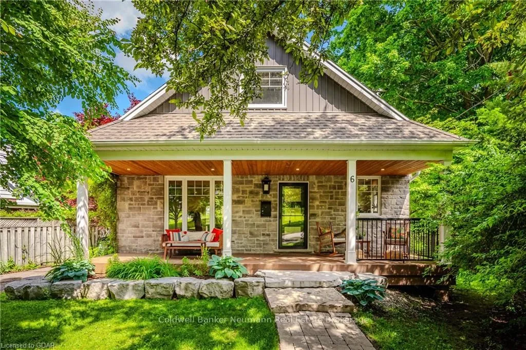 Detached Home For Sale | X10876391