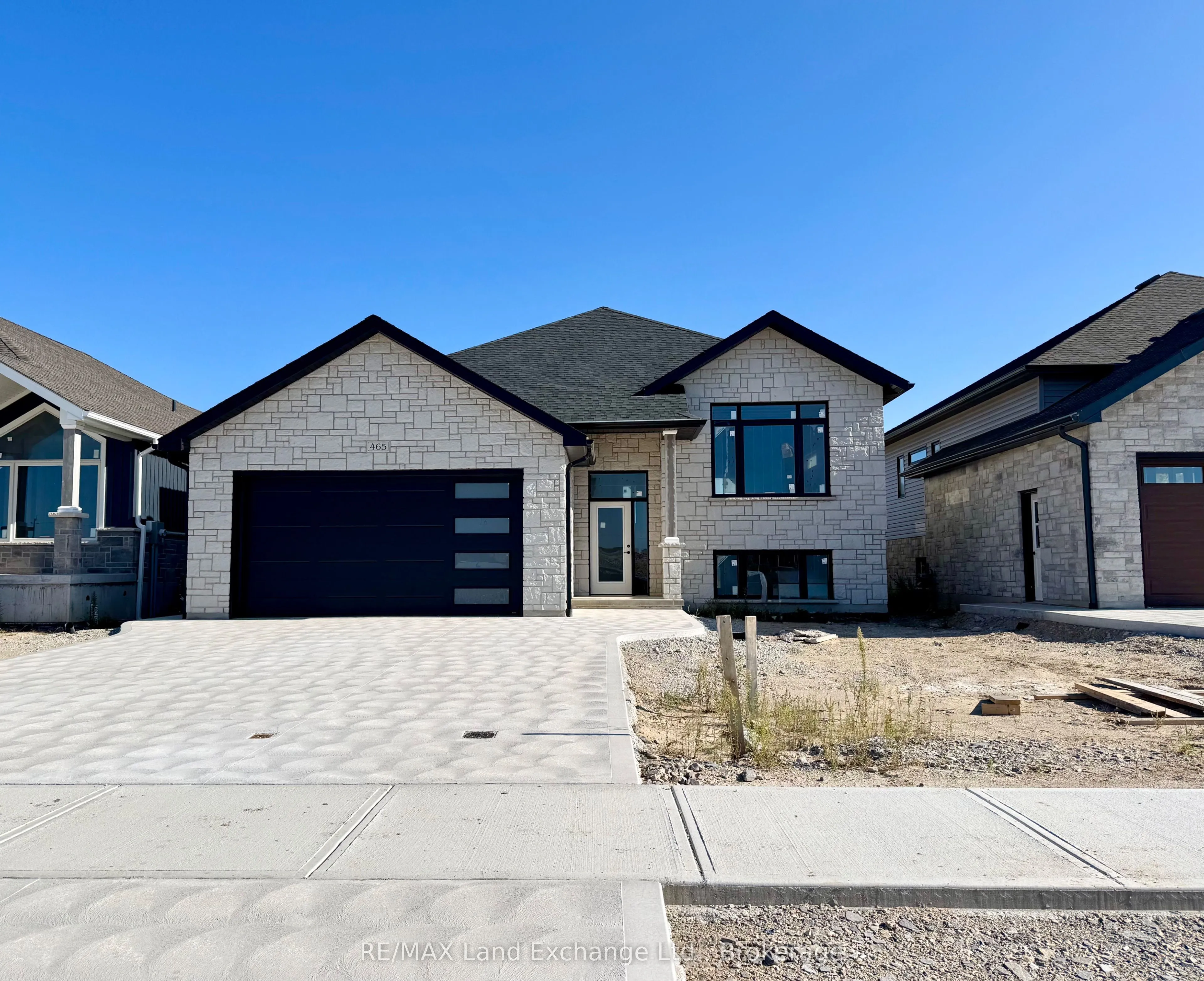 Detached Home For Sale | X11822706