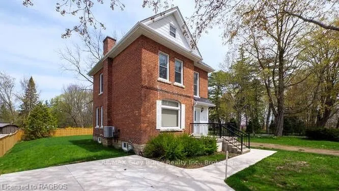 Detached Home For Sale | X11823007