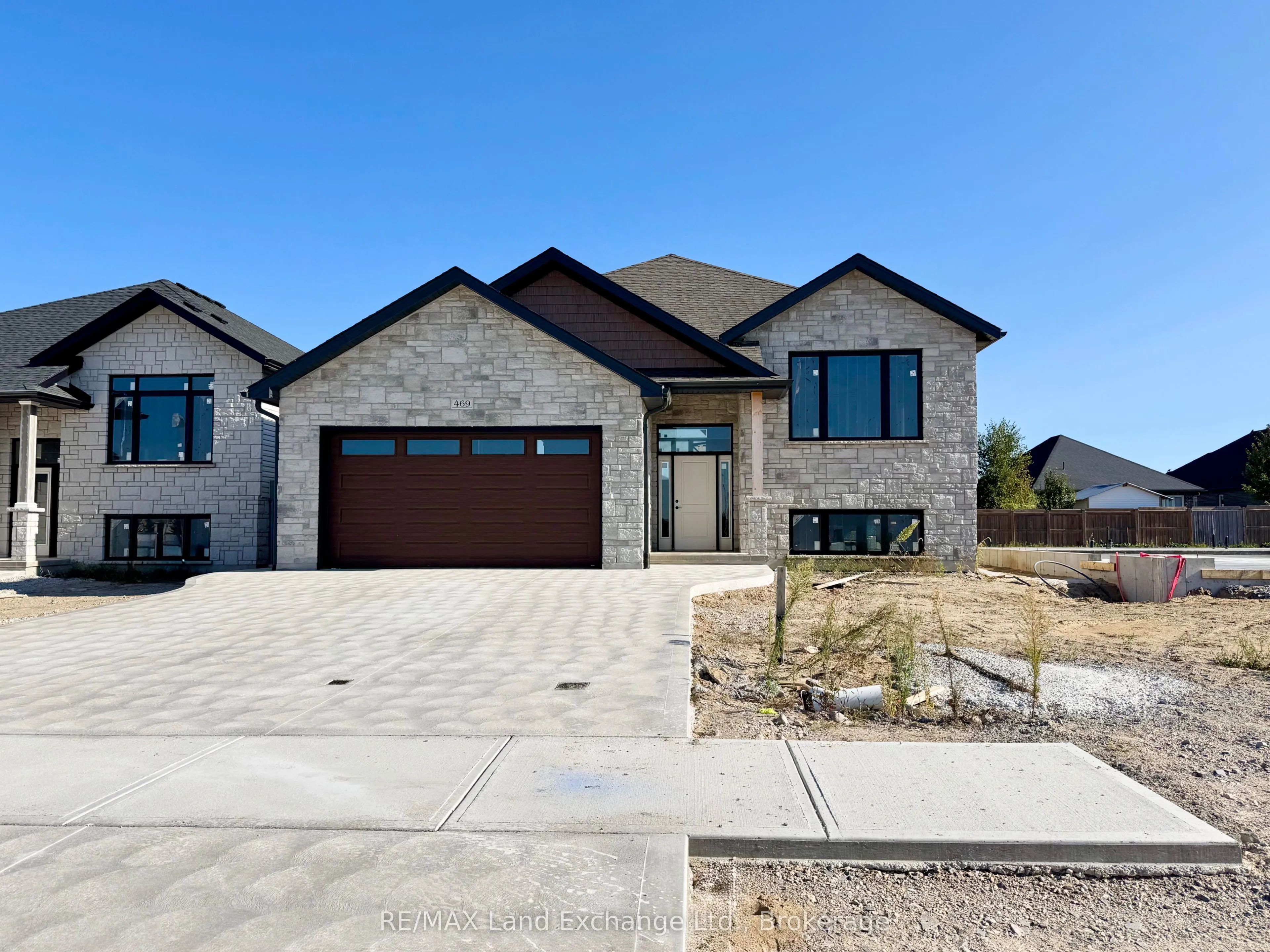 Detached Home For Sale | X11879912