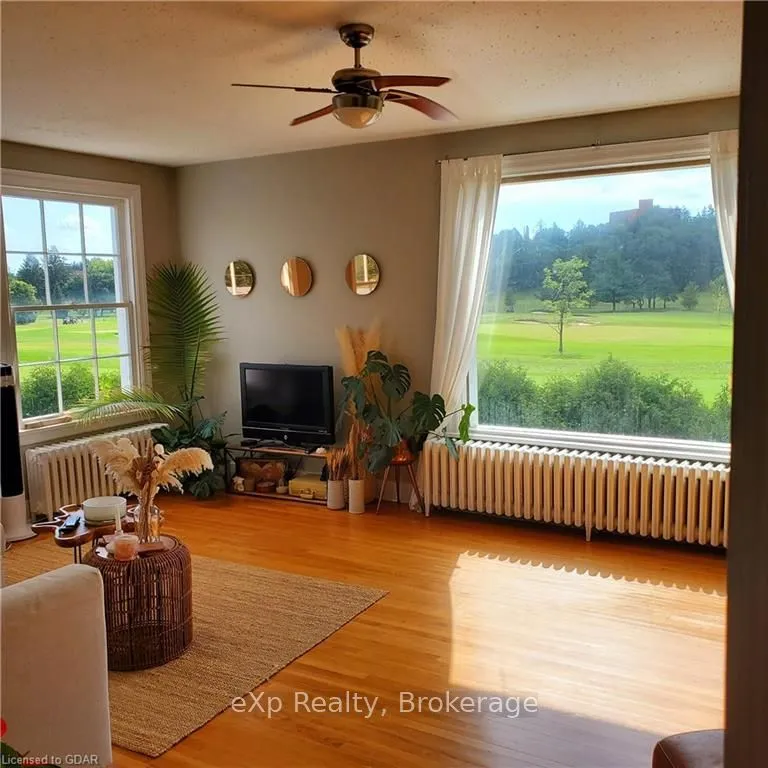 Multiplex For Lease | X11898709