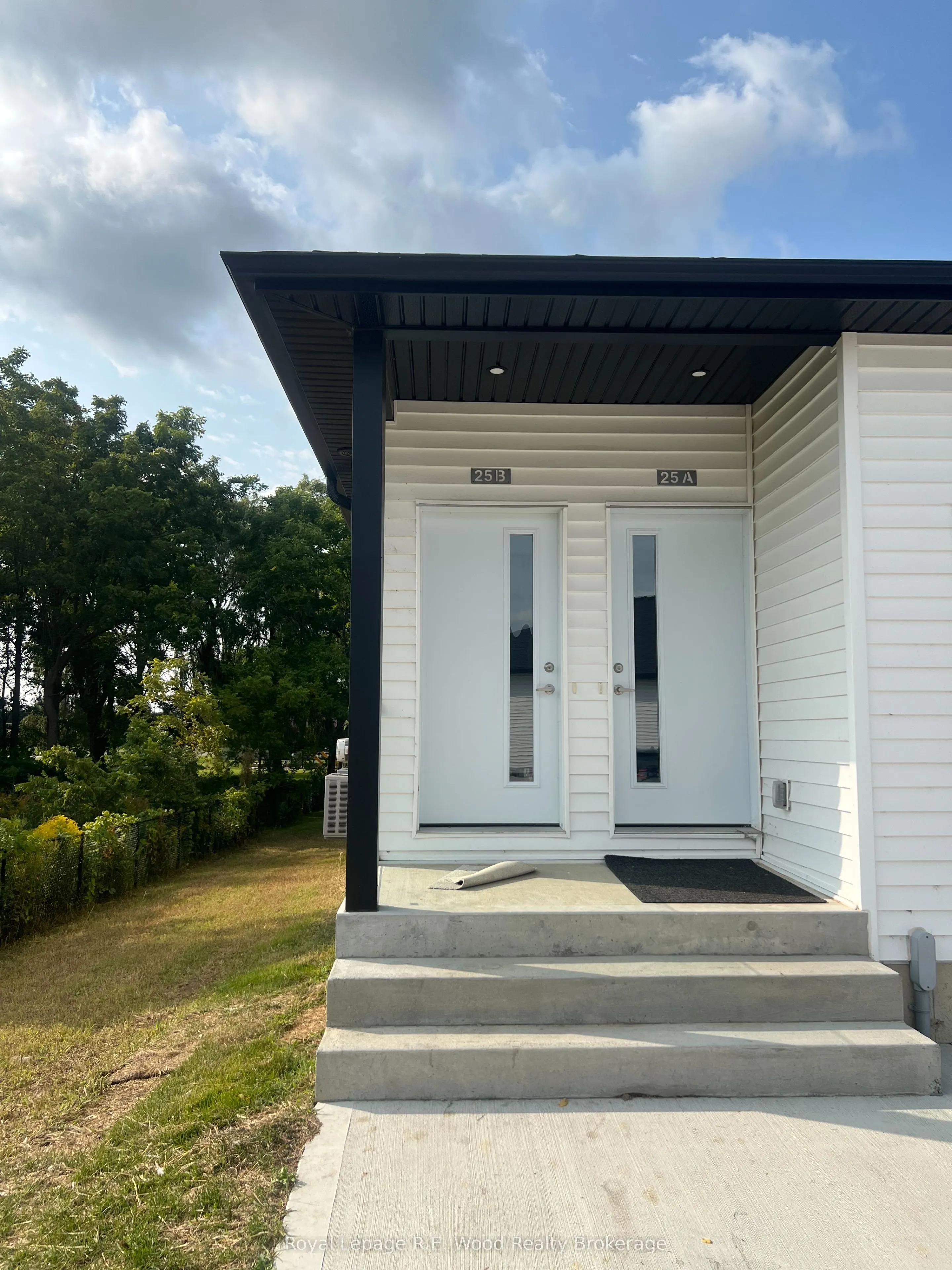 Property For Lease | X12015006