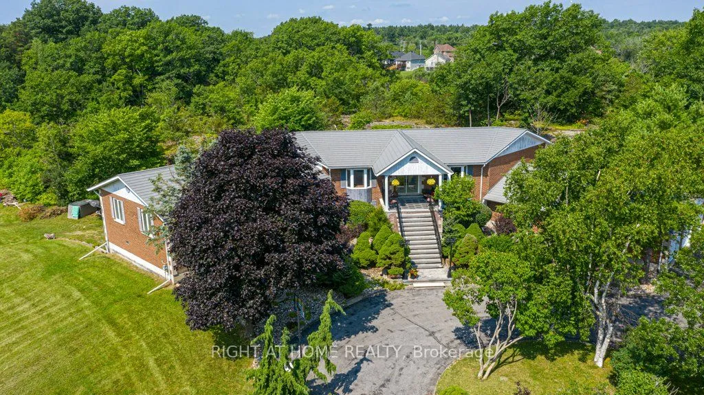 Detached Home For Sale | X12100328