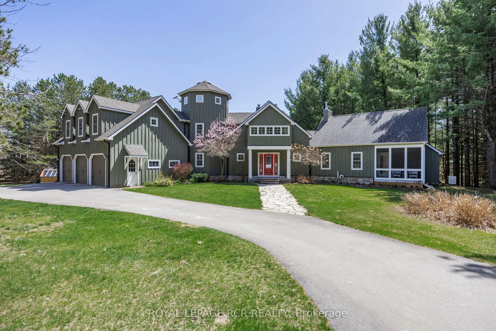 Detached Home For Sale | X12114588