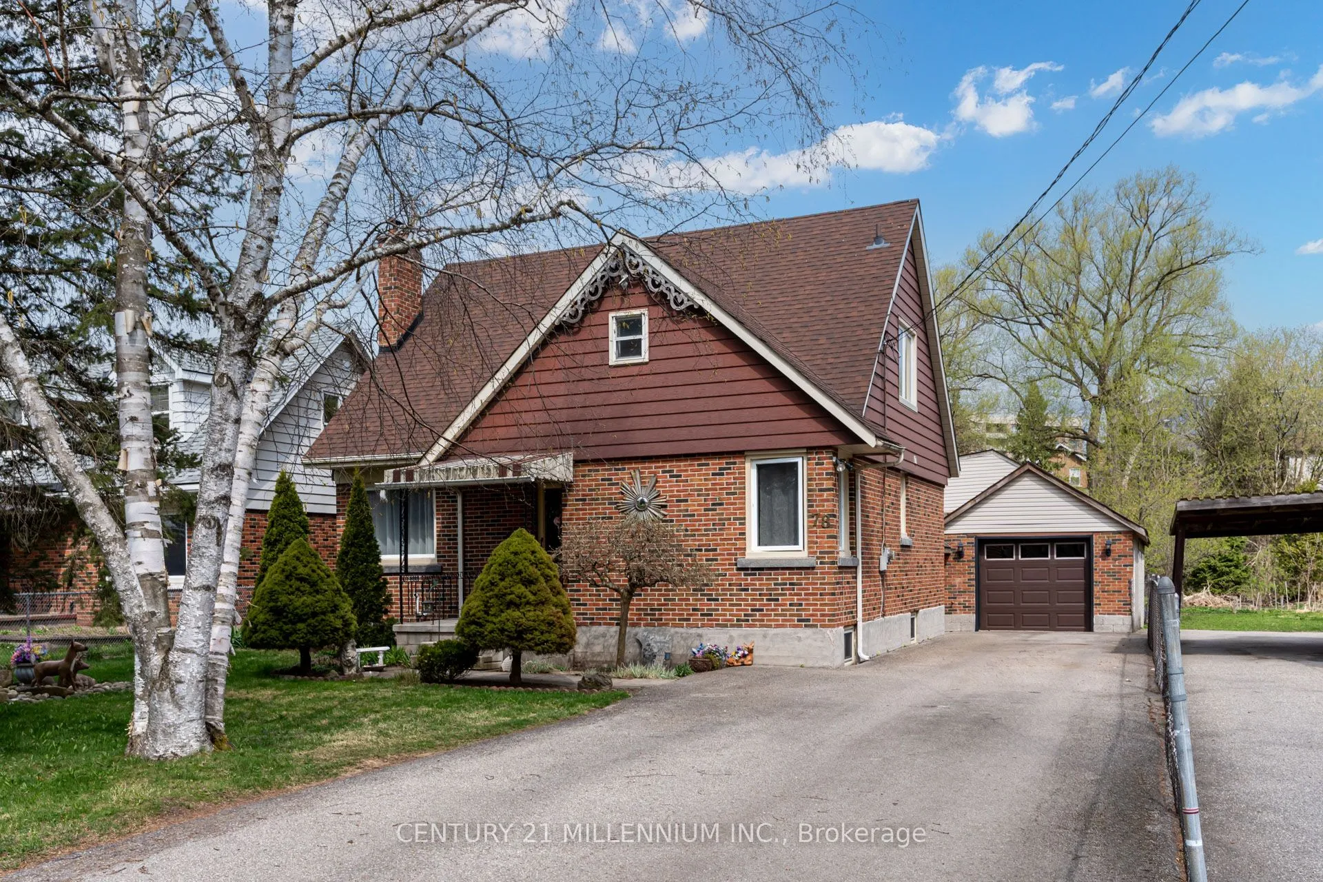 Detached Home For Sale | X12118105