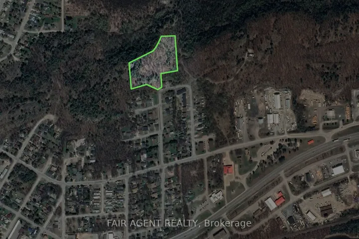 42 Solomon Street, Blind River, ON P0R 1B0