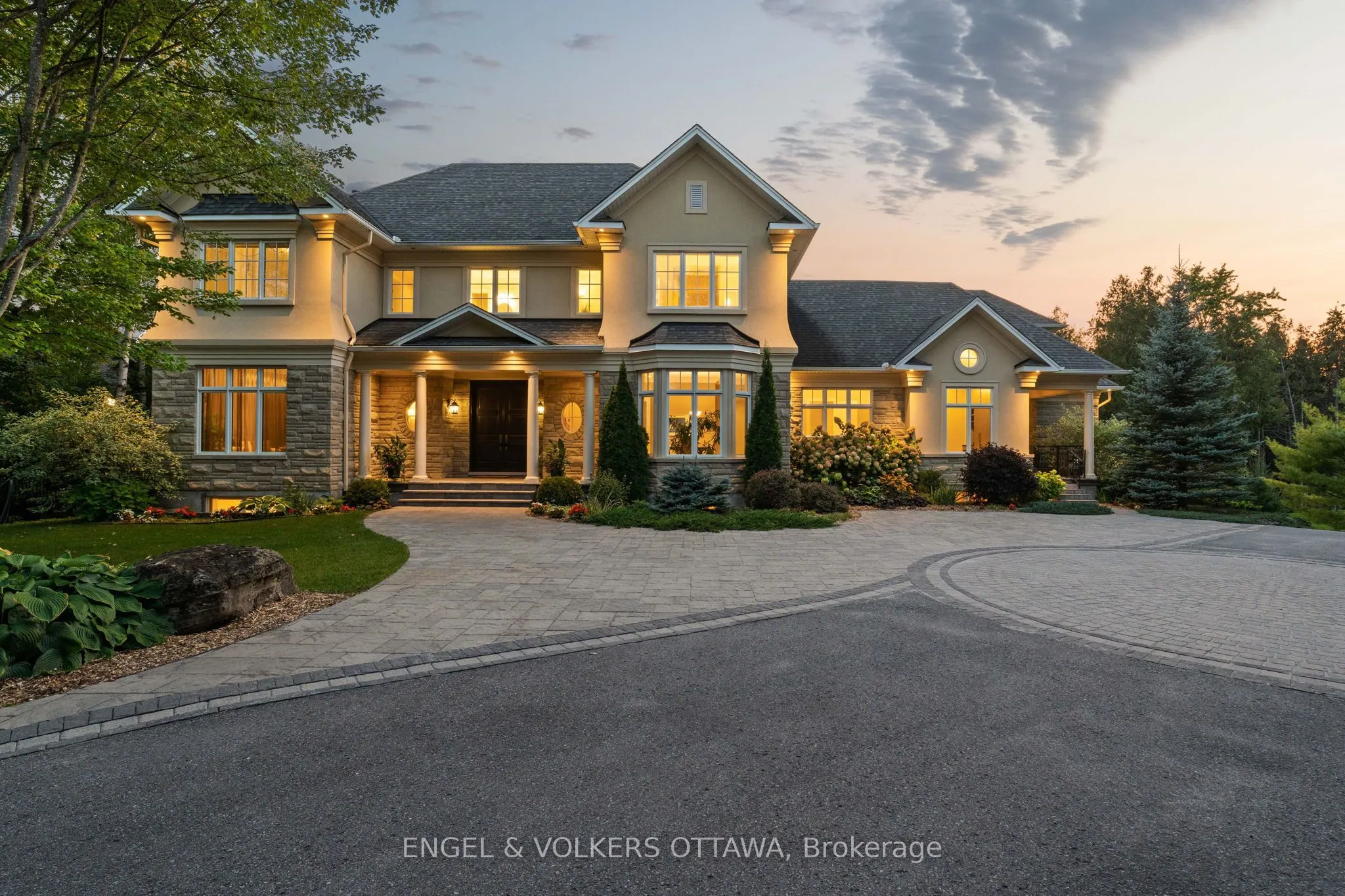 Detached Home For Sale | X12161617